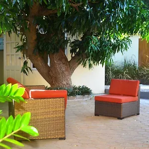  Pensión Homey Vacation And Carrental Curaçao